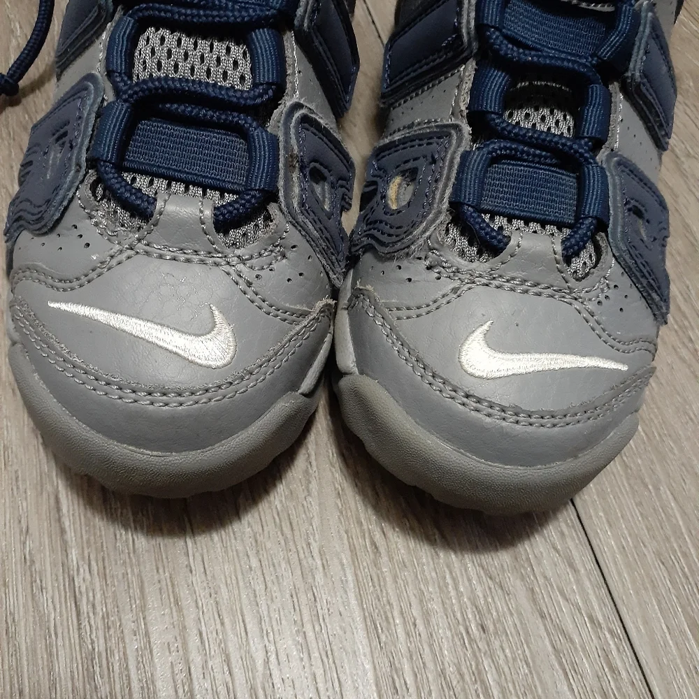 Nike Air More Uptempo 12C Toddler Sneakers - Picture 8 of 11